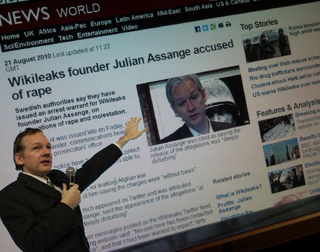 http://tundratabloids.com/wp-content/uploads/2010/11/julian-assange-wikileaks.jpg