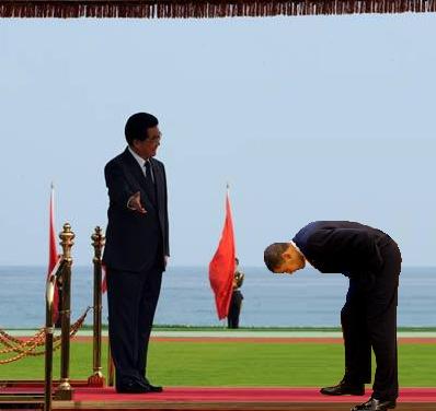 obama bowing in china - Obama the bow master!