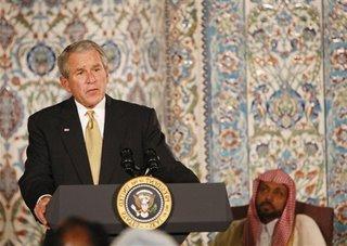 Bush_at_Islamic_center_2007