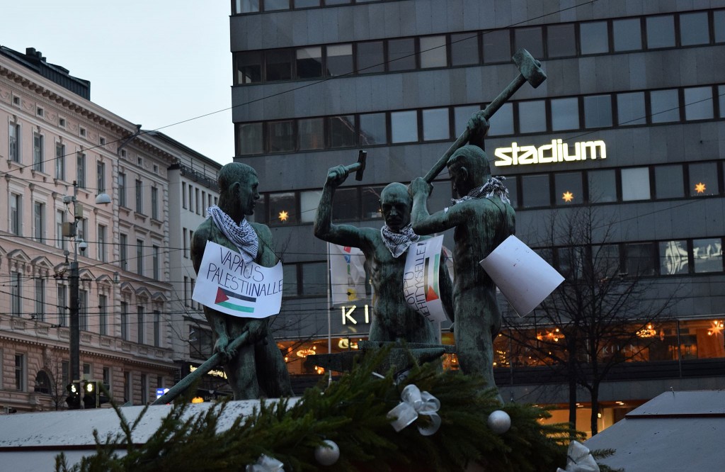 pali propaganda in helsinki statues dressup in islamonazi scarves