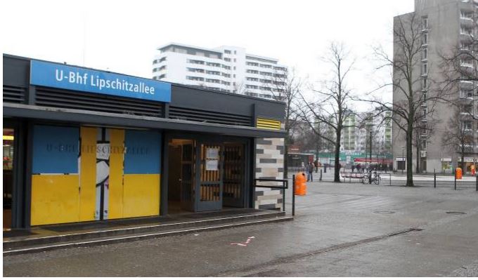 KIOSK IN GERMANY SELLING BOOZE ATTACKED BY TARDS
